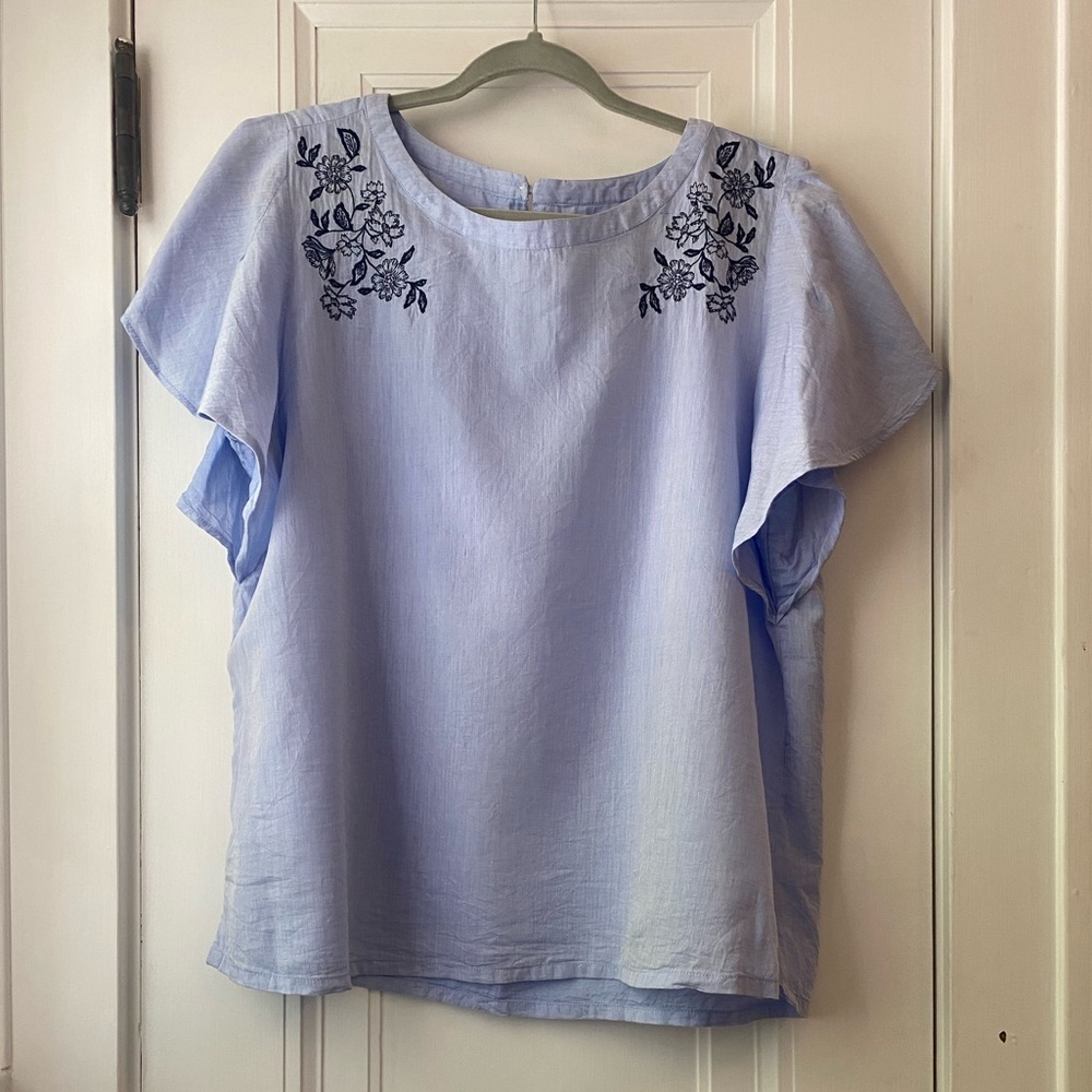 Loft light blue airy cotton blend too embroidered florals flutter sleeves XL
